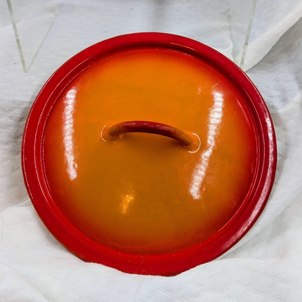 Descoware 7.5" Diameter.  Orange Red Flame Cast Enamel lid